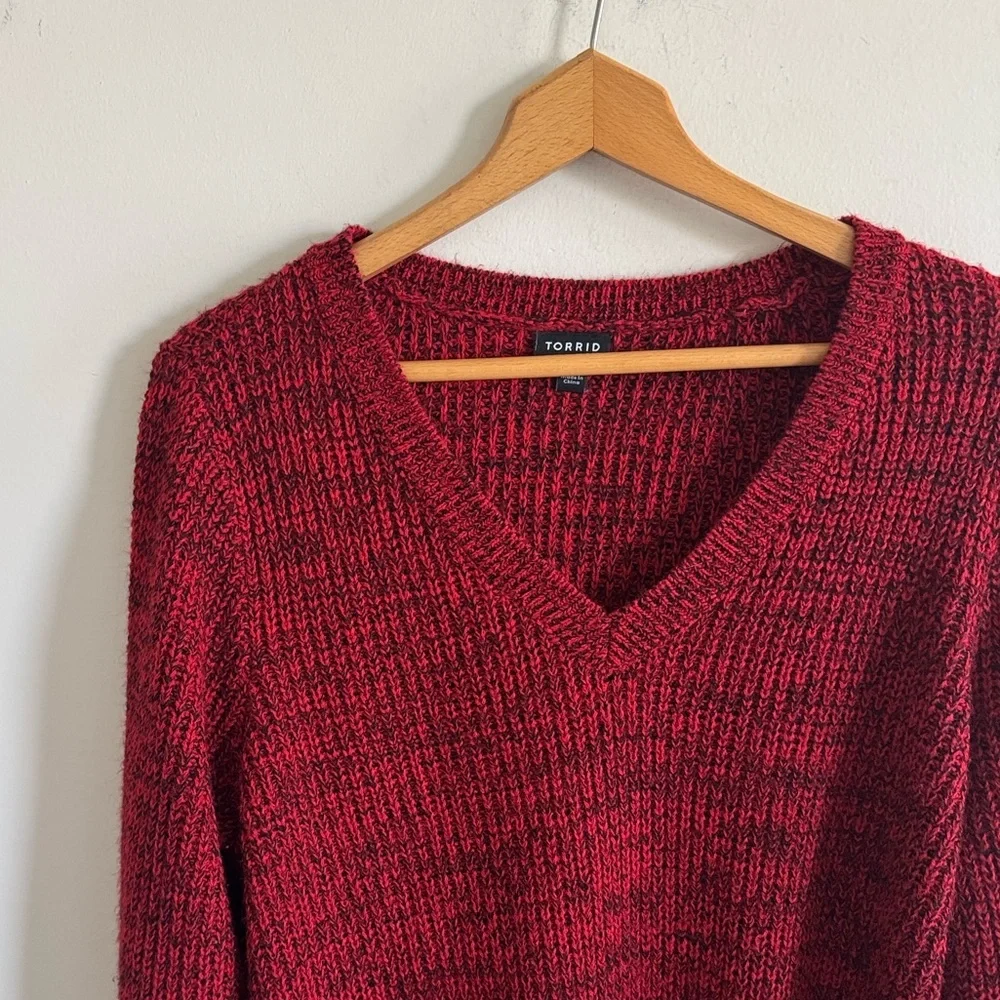 Torrid red v-neck tunic sweater size 3X